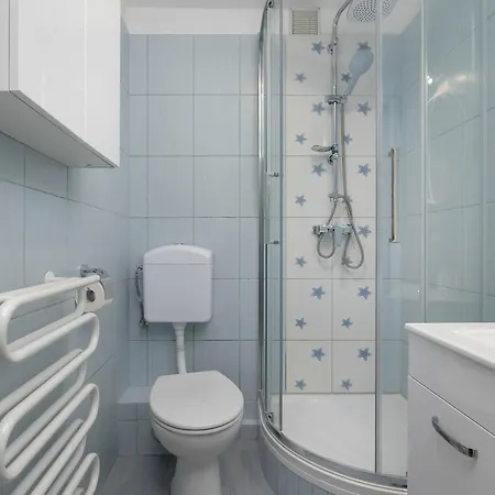 Appartamento High With A View Of The Old Town By Renters Cracovia