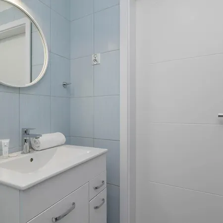 Appartamento High With A View Of The Old Town By Renters Cracovia