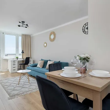 High With A View Of The Old Town By Renters